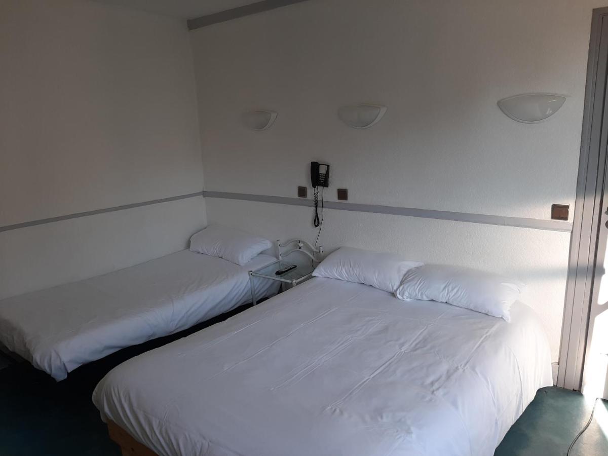 Hotel Les Beaux Arts- Limoges Hypercentre Luaran gambar